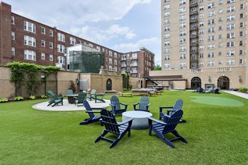 Courtyard green space